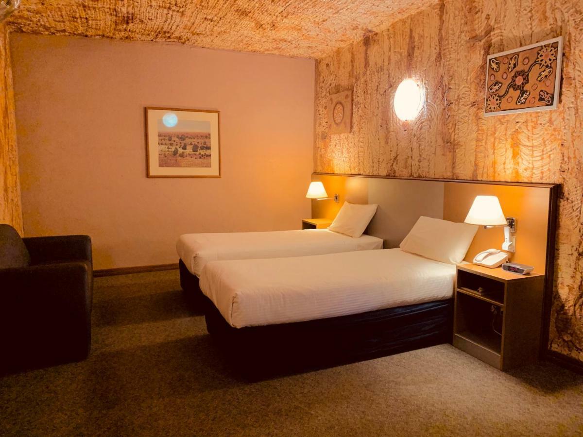 Desert Cave Hotel Coober Pedy Extérieur photo
