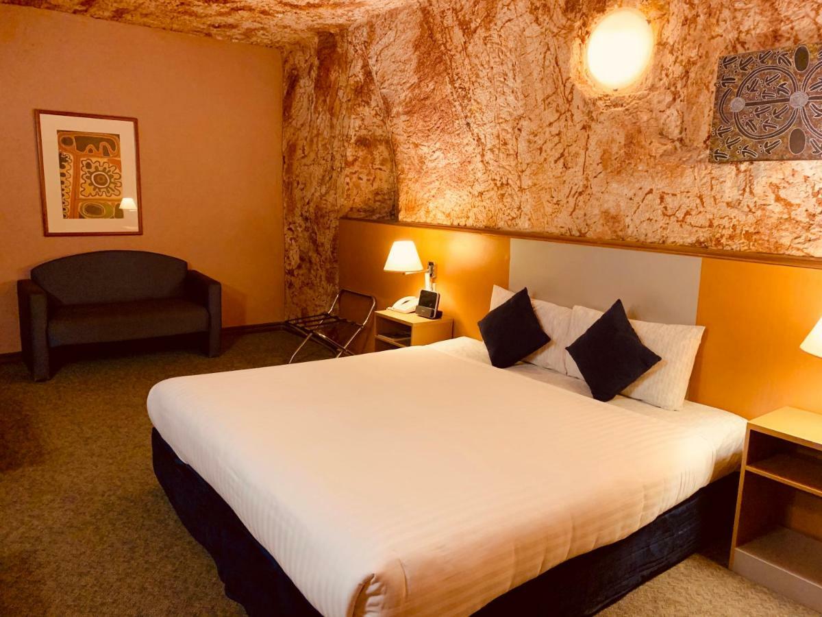 Desert Cave Hotel Coober Pedy Extérieur photo