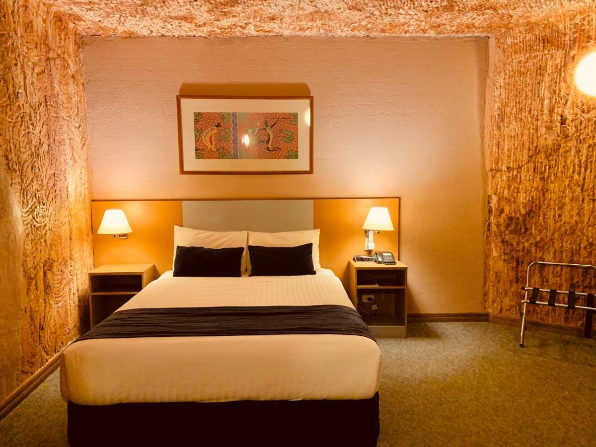 Desert Cave Hotel Coober Pedy Extérieur photo