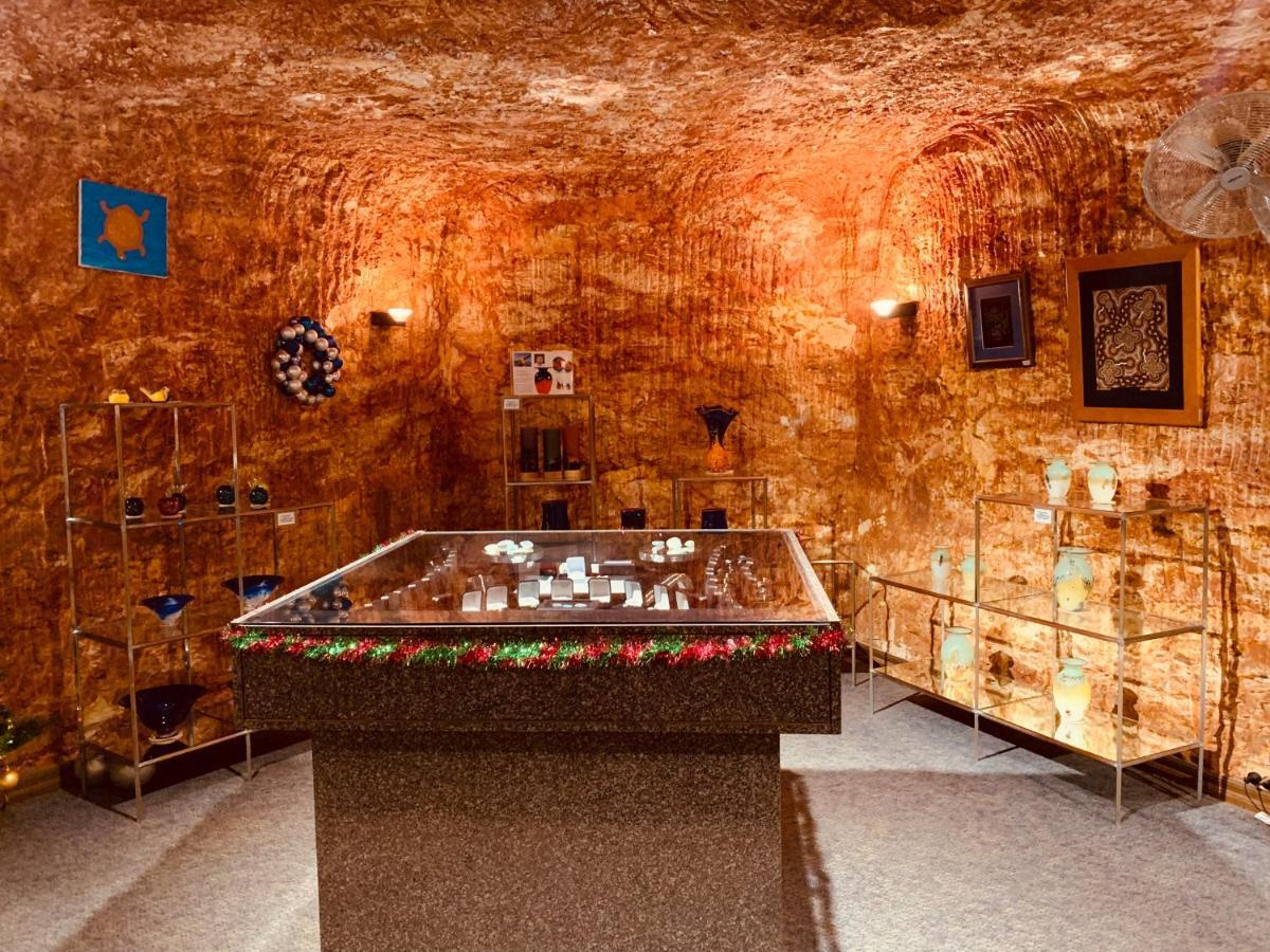 Desert Cave Hotel Coober Pedy Extérieur photo