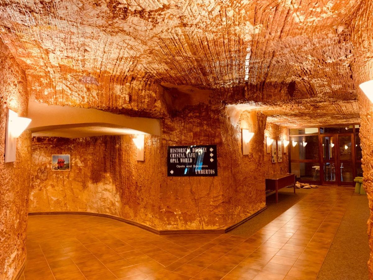 Desert Cave Hotel Coober Pedy Extérieur photo