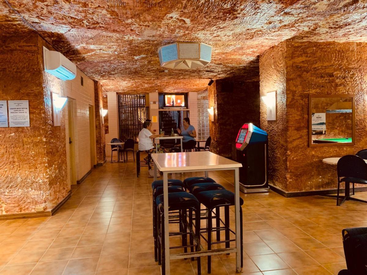 Desert Cave Hotel Coober Pedy Extérieur photo